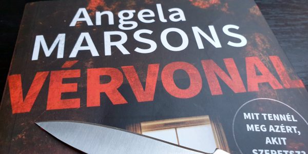 A Vérvonal Angela Marsons tollából minden fejezetben tartogat valamit az olvasónak.